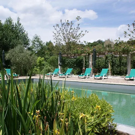 בית נופש Idyllic Country With Forest Covas (Coimbra)