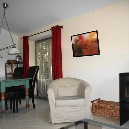 Detached With Shared Pool And Views Holiday home Covas (Coimbra)