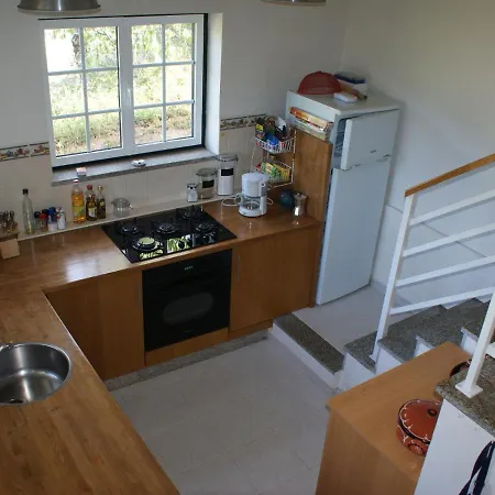 Detached With Shared Pool And Views Holiday home Covas (Coimbra)