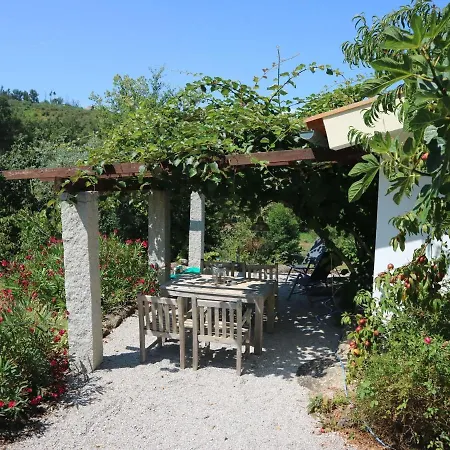 Idyllic Country With Forest بيت للعطل