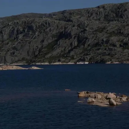 Semesterbostad Idyllic Country With Forest Covas (Coimbra)