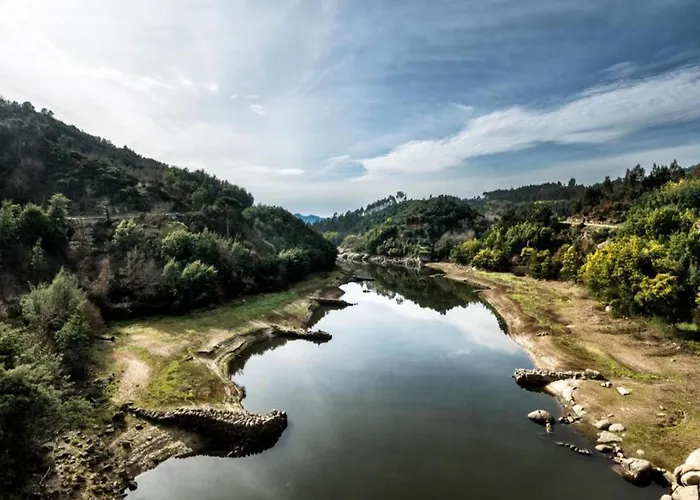 Idyllic Country With Forest * Covas (Coimbra)
