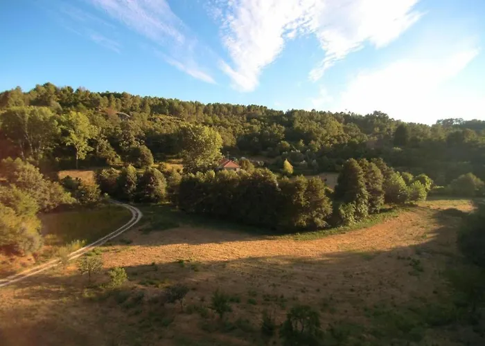 Hébergement de vacances Idyllic Country With Forest *